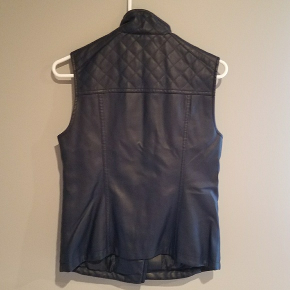 Moto Faux Leather Vest - Picture 4 of 6